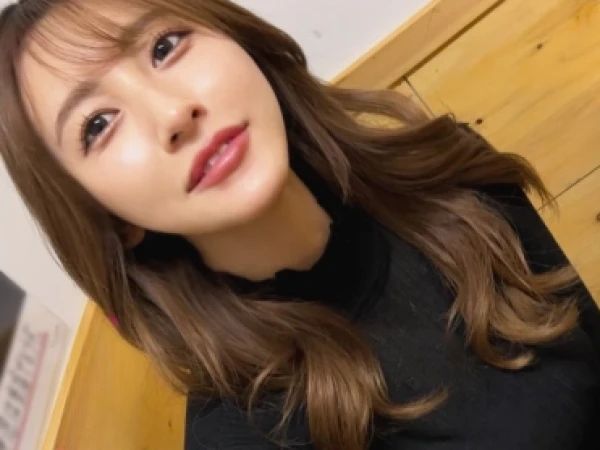 【人妻の禁断再会】「久しぶりすぎて…」学生時代の同級生と火遊び不倫！エロ下着で誘惑するご無沙汰美熟女が背徳の快楽に溺れる♡