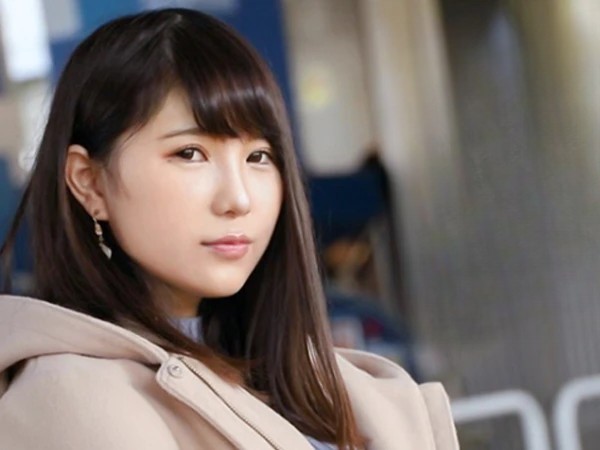 【清楚系人妻の隠れた淫乱さ】『そこ気持ちいい…♡』旦那には見せない乱れ方！ 清楚な人妻がエッチになると豹変、膣奥を激しく刺激され悶絶！ 旦那じゃ満足できない、彼女のスケベな本性が露わに！ グリグリ責められ、快楽に溺れる姿は必見！