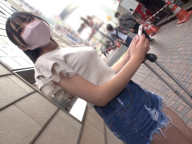 【美乳美少女の絶頂】 感度抜群の美乳を揉みしだかれ、チンコの上で腰を振ってイキまくり！ セクシーなボディがエロすぎて…♡