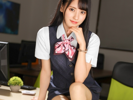 【OLスレンダー美女】エチエチな働くお姉さんがビンビンチ●ポで激突き！スレンダーボディを揺らして感じまくり！オフィスで見せるエロカワギャップに興奮必至！！仕事終わりに乱れる姿がたまらない♡