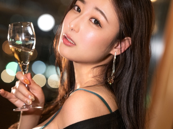 【妖艶お姉さんの密会】『今日はたっぷり楽しもう？』エチエチな大人の色気全開！欲望のままに絡み合う、淫乱お姉さんの濃厚デート！ホテルで乱れまくる姿がエロすぎてたまらん！♡