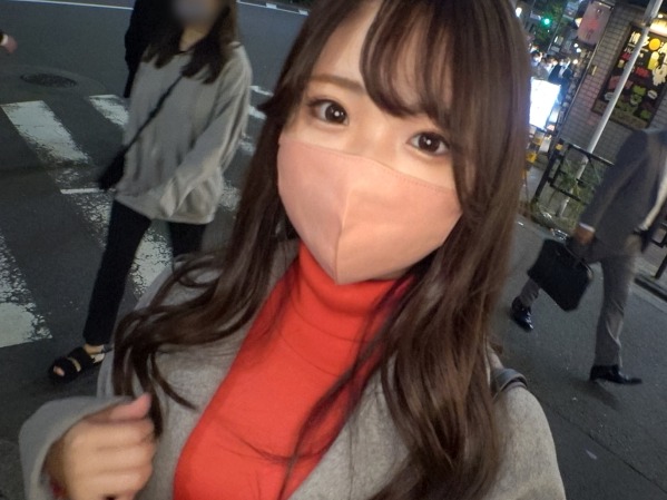 【三十路素人の淫らな夜】『奥まで…』男根を根元まで咥え込むフェラでご奉仕！騎乗位では腰を激しく振り、正常位では連続ピストンで喘ぎまくる！大人の色気たっぷりな三十路お姉さんの淫らな姿に興奮必至♡