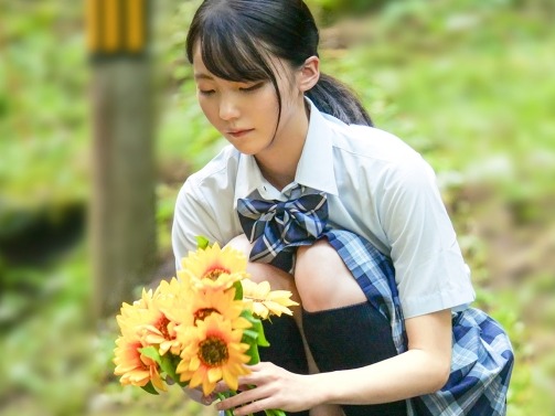 【田舎の制服美少女】細身で可愛い幼馴染が汗だくセックス！地元チンポを身体で受け止め、ウブなのに大胆なエロさにメロメロ！♡