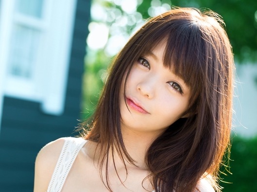 【微乳女子の恥じらいプレイ】『見ないで…』胸の小さな素人娘たちが大胆露出！制服やブルマでエッチなポーズ♥ フェラチオやあどけないセックスで大興奮間違いなし！