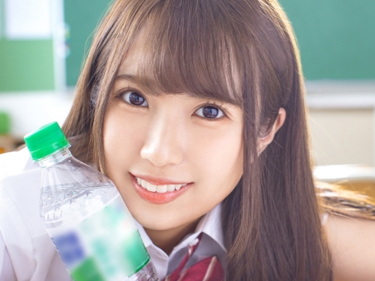 【制服美少女の甘酸っぱい夜】アオハル全開！巨乳を揺らして感じまくる制服姿がたまらない！甘い吐息と悶える姿に胸キュン必至♡