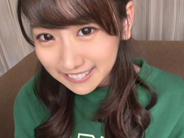 【女子大生の甘い誘惑】『気持ちいい…もっと動いて…』清楚系美少女JDが、騎乗位で腰振りまくり！大きな瞳がトロけるほど感じちゃう♥ 素人とは思えないエロさに驚愕！