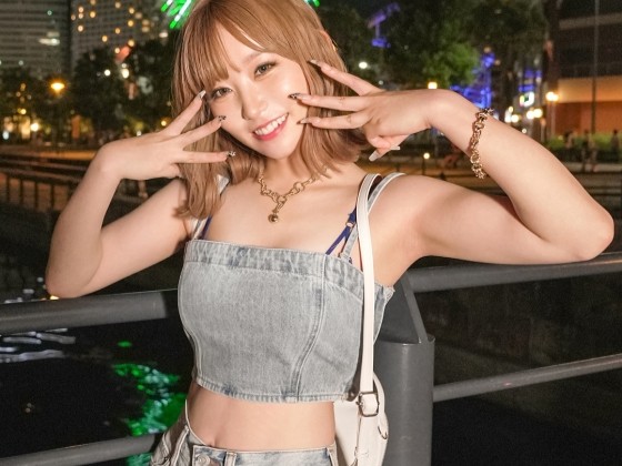 【エロカワ派手ギャル】『もっと奥まで…』最高級にエロいギャルがねっとりフェラでチンポをフル勃起させ、激しい騎乗位で腰を振りまくり！中出しされるまで止まらない濃厚SEX♥