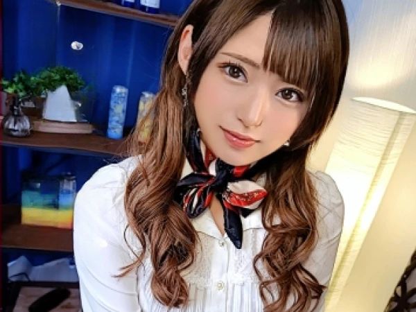 【スレンダー美女の隠れた性感帯】『あっ…そこダメ…感じちゃう…』貧乳の美人メンエス嬢が立ちバックでプリケツを揺らし、連続絶頂！スレンダーな体が敏感に反応し、イキまくる姿は必見！エロすぎるセックスに悶絶必至！♡