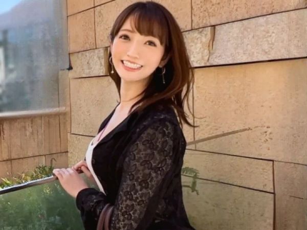 【彼氏持ちメンエス嬢の危険な浮気】巨乳美女が黒パンスト姿でナマチンポを咥え込む！彼氏以外のチンポで乱れまくる素人美女の淫らなハメ撮り性交！禁断の快楽に溺れるエロ過ぎる瞬間を激撮♡