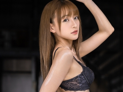 【敏感スレンダー美女】『もうダメ…イっちゃう…』流川夕が焦らしプレイで感度MAX！おマンコをぐちょぐちょに責められ、痙攣しながら絶頂を迎える！♡
