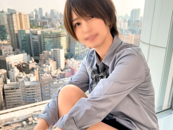 【ボーイッシュ美少女のスケスケ誘惑】『後ろから突いて…♡』スレンダーなカラダをスケスケ水着で包み、寝バックおねだり！イチャラブ全開のエロかわハメ撮り！
