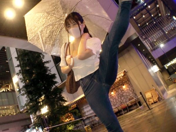 【欲求不満女将の禁断不倫】31歳巨乳女将が久々のセックスに夢中!ご無沙汰マ○コが他人チ○ポに貪りつく!旅館の夜に響く淫らな喘ぎ声♡
